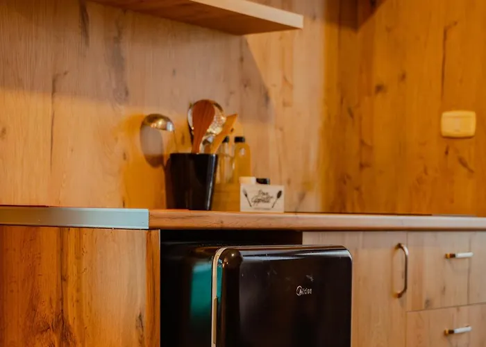 Bejartapartment2 * Tirana